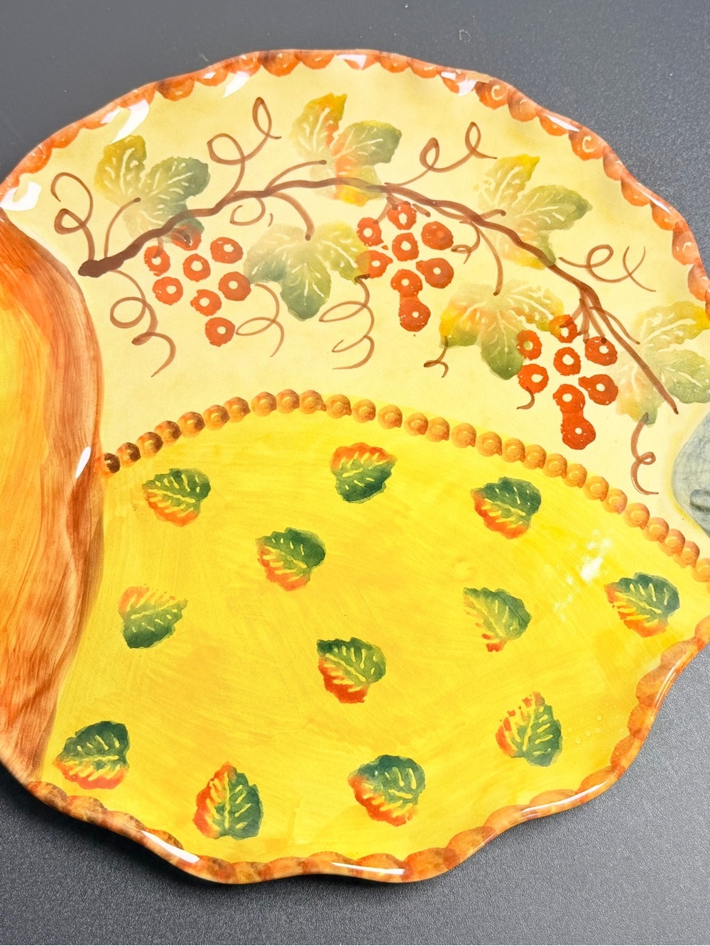 Hand-Painted Italica Ars Fish Bowl and Plate Serving Set of Two - Picture 5 of 9